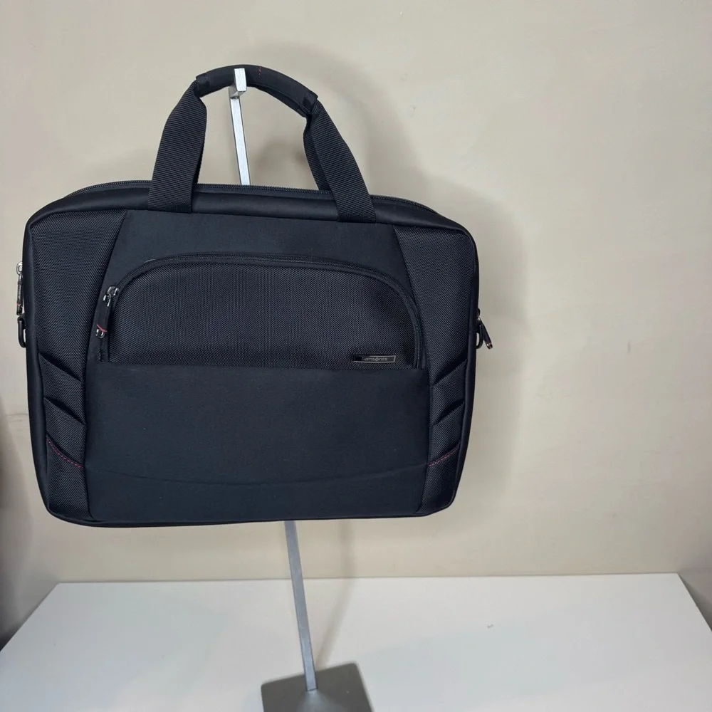 SAMSONITE Xenon 2 Slim Briefcase Fits Laptop Black NWOT